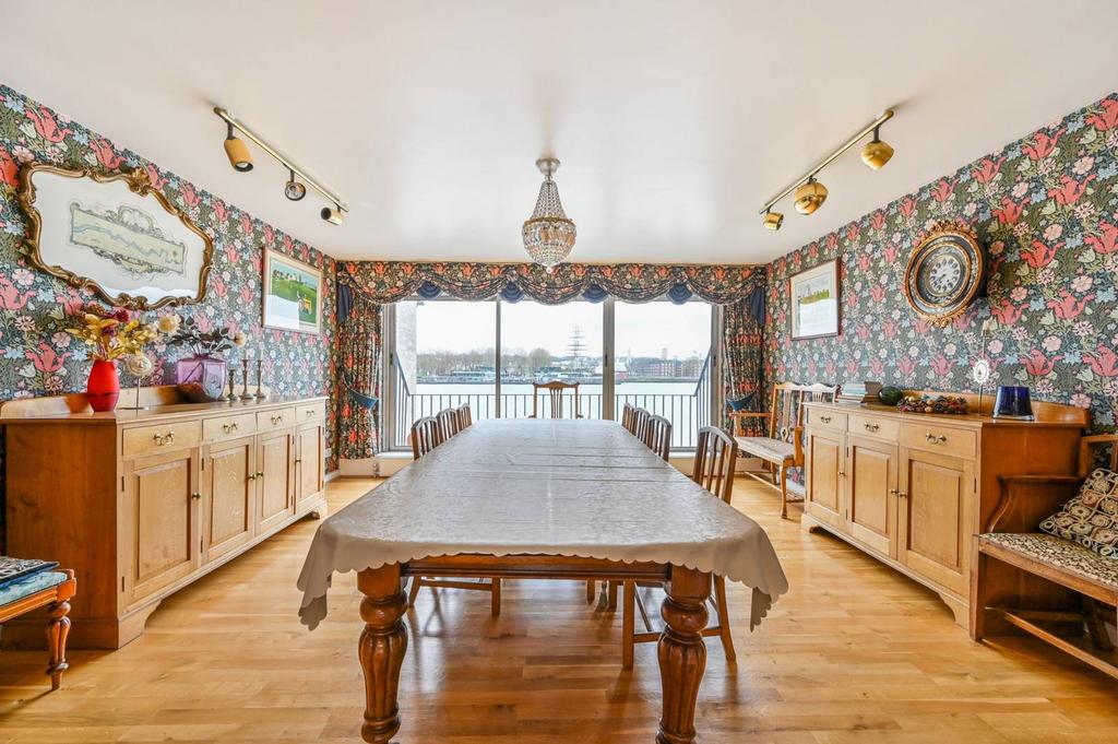 Ferry Street, Isle Of Dogs, London, E14 6 bed house for sale £3,650,000
