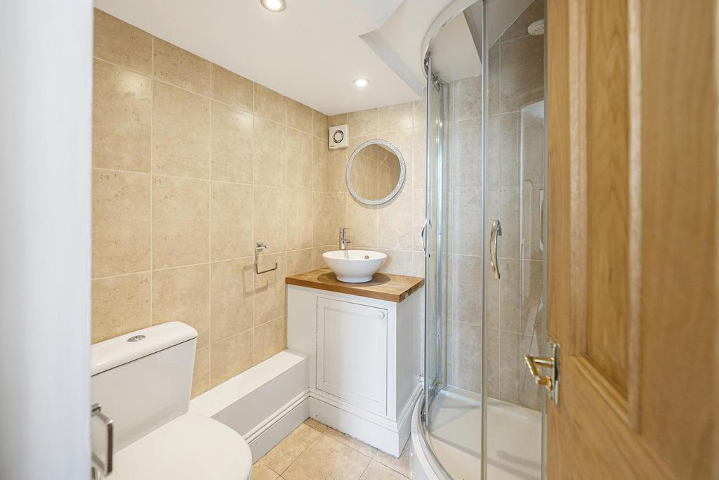Ensuite