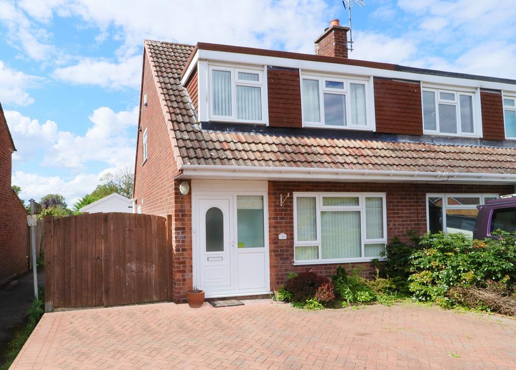 Roman Way, Alcester, B49 3 bed semidetached house for sale £305,000