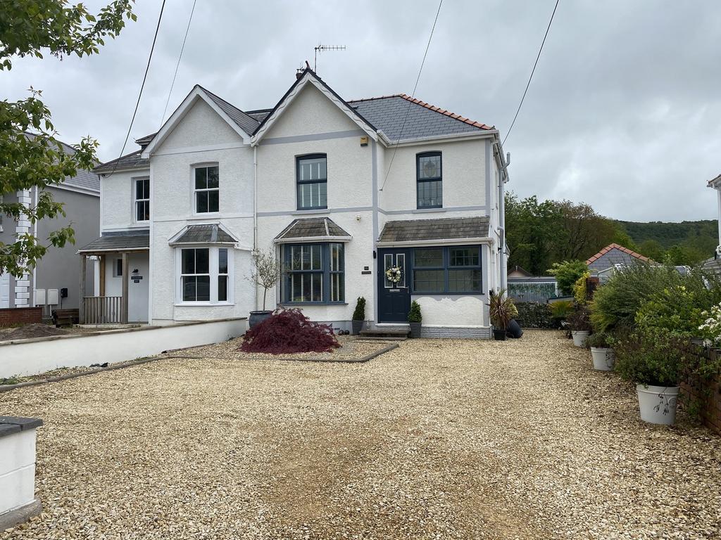 Pontardawe Road, Clydach, Swansea... 3 bed semidetached house £325,000