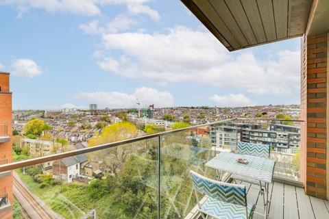 2 bedroom apartment for sale, Heritage Lane, West Hampstead, London, NW6