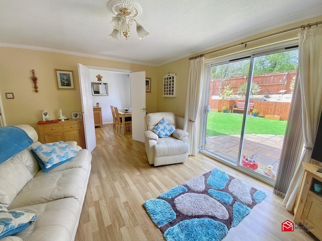 GlanYNant, Tondu, Bridgend, Bridgend County. CF32 9DQ 4 bed detached
