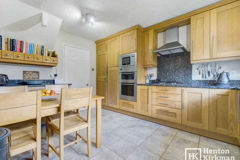 8 Boleyn Close, Billericay, CM12 0YZ