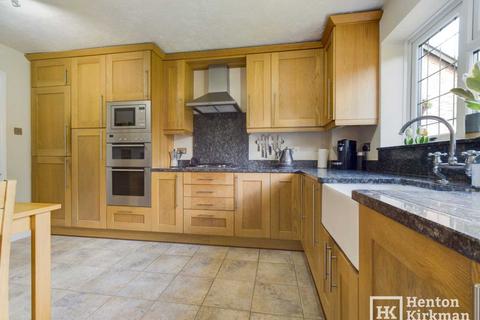 8 Boleyn Close, Billericay, CM12 0YZ