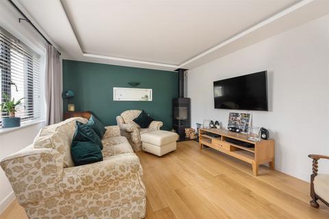 4 bedroom detached house for sale - Queens Road, Tankerton, Whitstable