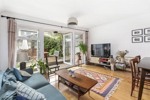 16 Chester Crescent, London, E8 2PH