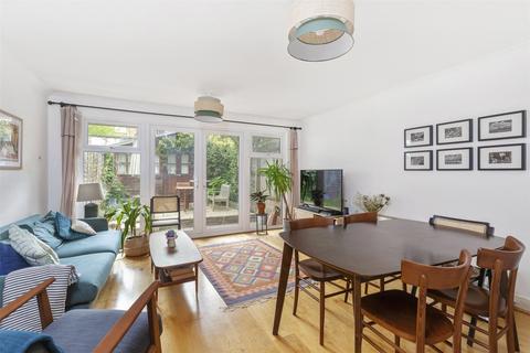 16 Chester Crescent, London, E8 2PH