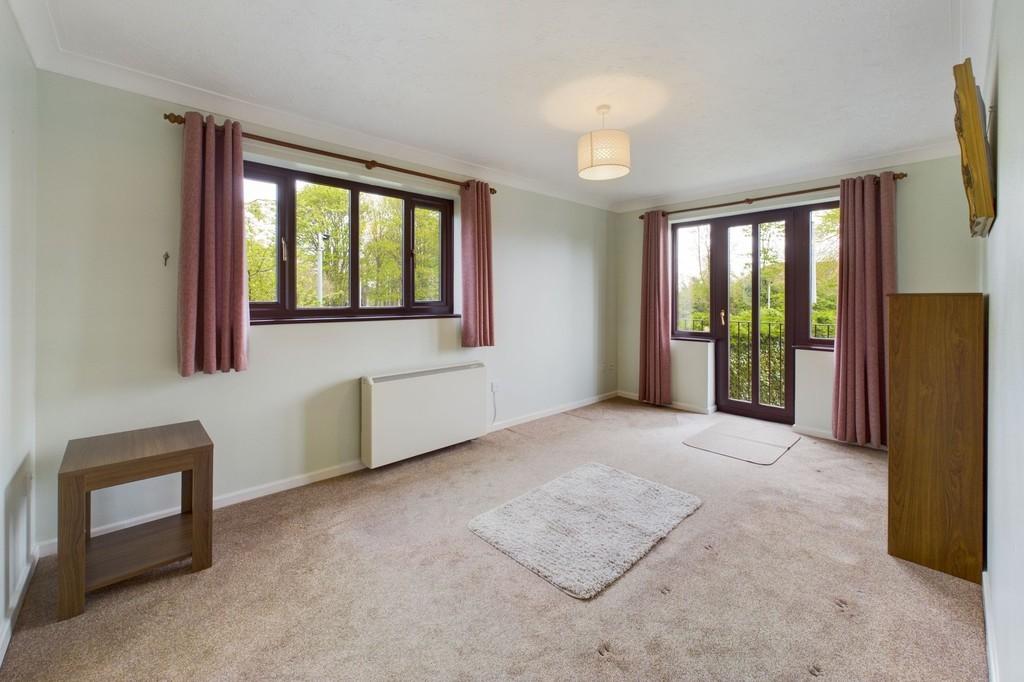 Breckland Court, Pike Lane 1 bed apartment for sale £120,000