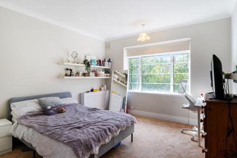 3 bedroom flat to rent, Barons Keep, Gliddon Road, W14