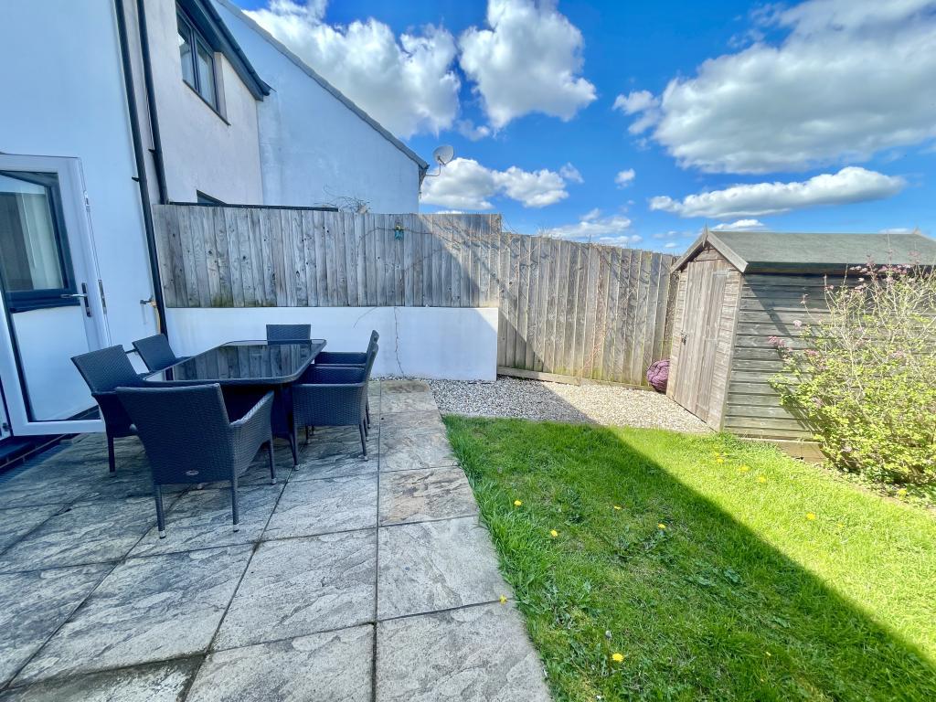 58 Daveys Elm View,Paignton 2 bed detached house £950 pcm (£219 pw)