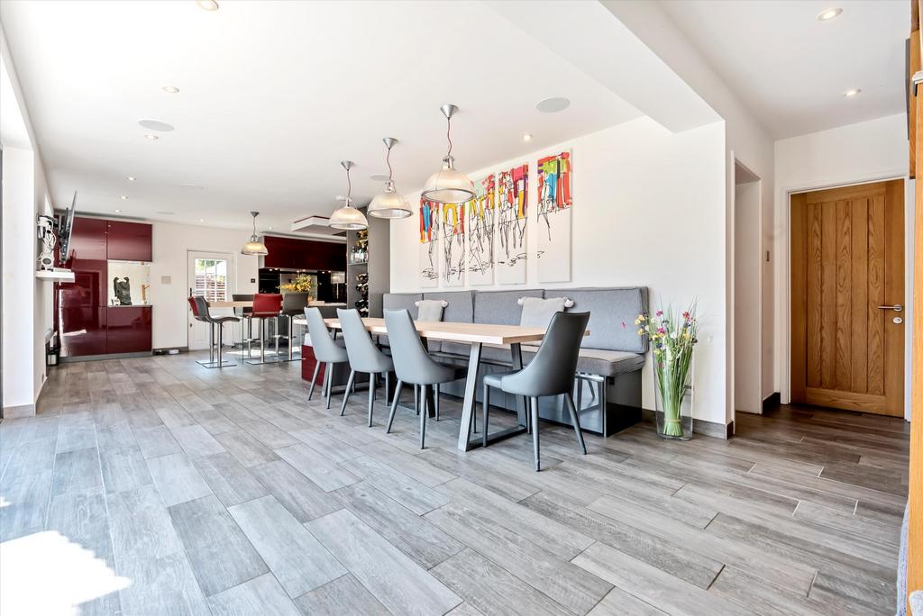 Swanley Village, Kent, BR8 5 bed village house for sale £1,245,000