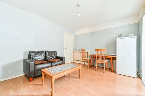 30 Heath Road, London, SW8 3BN