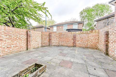 30 Heath Road, London, SW8 3BN