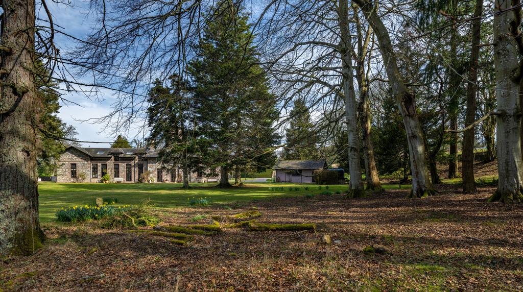 Tower Wing, Durris Stables, Durris, Kincardineshire, AB31 5 bed link