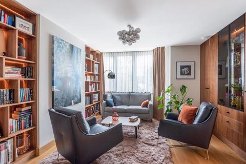 24 Eversley Avenue, Bexleyheath, DA7 6RB