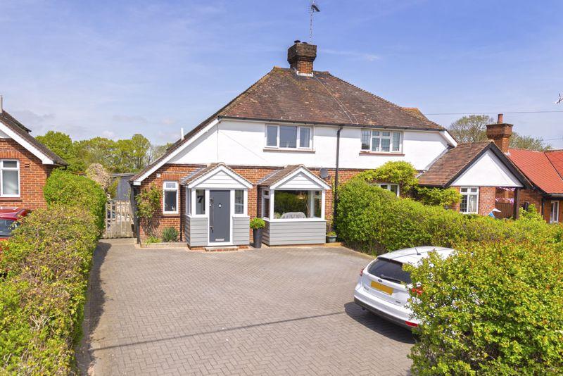 Five Oak Green Road, Tonbridge 3 bed semidetached house for sale £