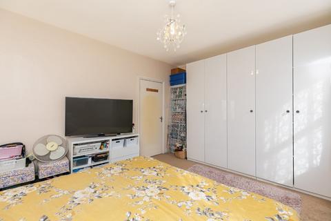 128 Hambrough Road, Southall, UB1 1JE