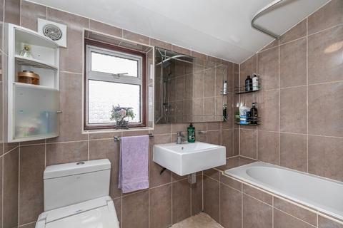 128 Hambrough Road, Southall, UB1 1JE