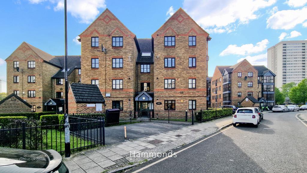 Ireton Street, London 2 bed flat for sale £325,000