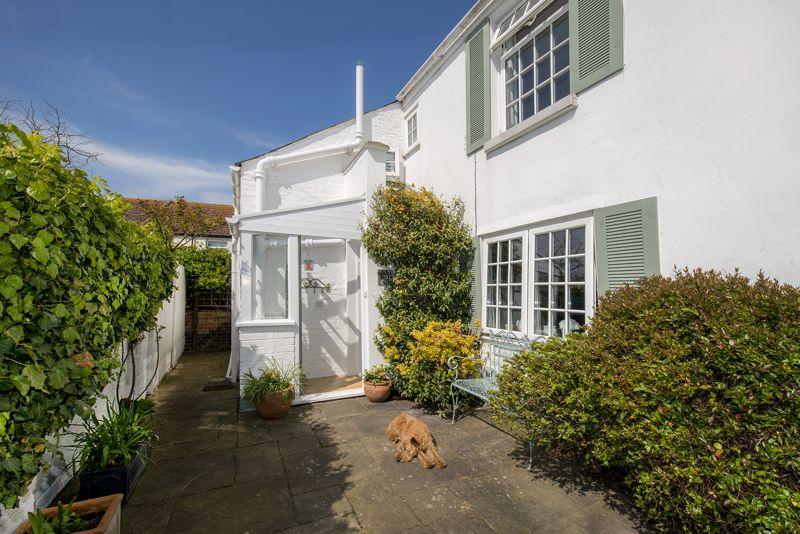 Walmer Conservation Area 2 bed detached house for sale £650,000