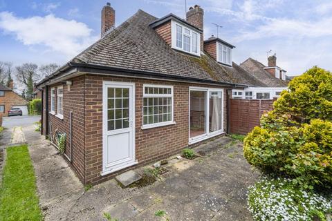25 Bunby Road, Stoke Poges, Slough, SL2 4BS