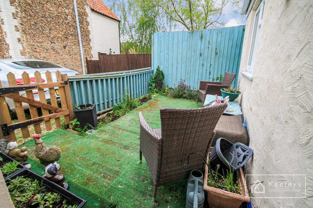 Annexe garden