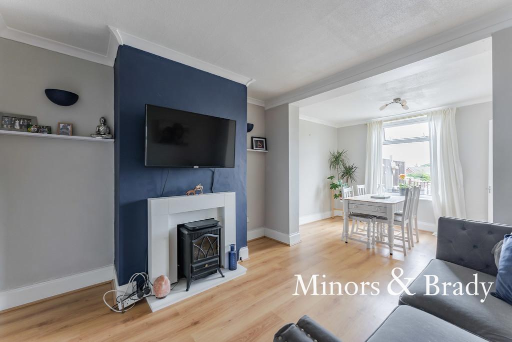 Bradfield Road, North Walsham 3 bed semidetached house £250,000