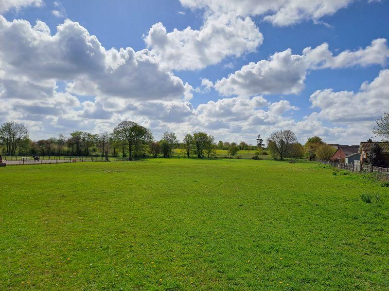 LAND OFF DEEPDALE DRIVE, LEASINGHAM, SLEAFORD Residential development