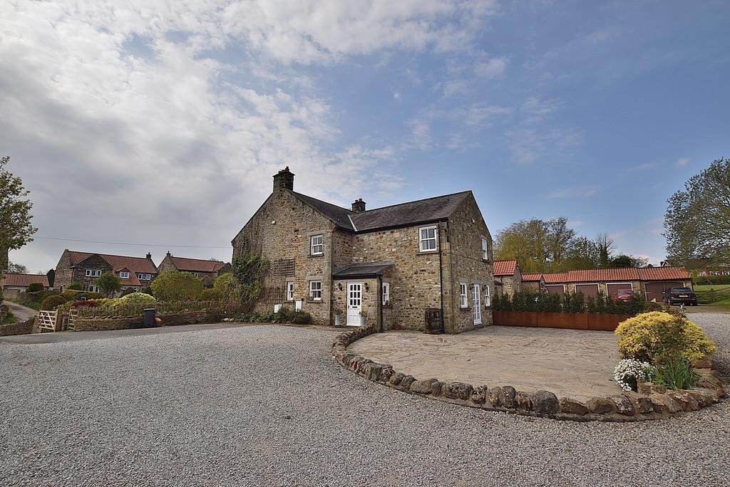 Middleton Tyas 5 bed farm house to rent £1,500 pcm (£346 pw)