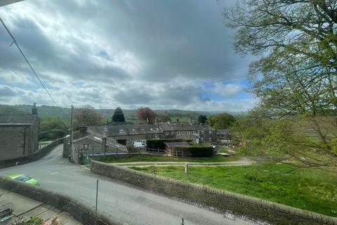 2 bedroom terraced house to rent, Croft Terrace, Oakworth BD22