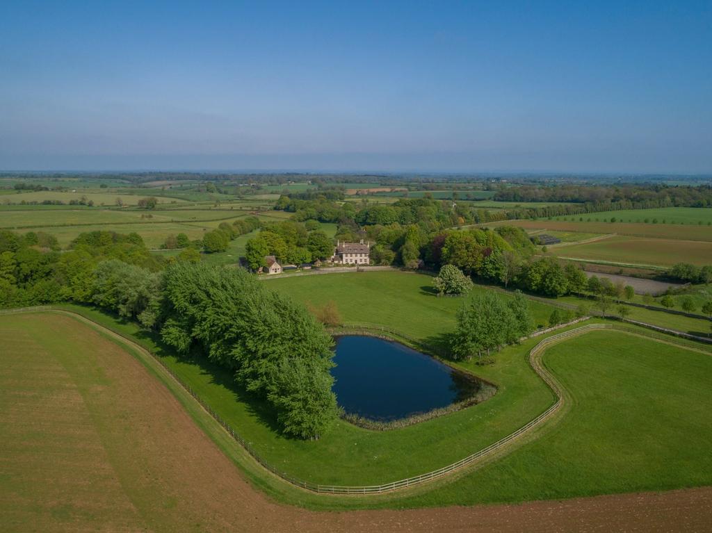 Saddlewood, Leighterton, Tetbury, Gloucestershire, GL8 6 Bed Equestrian ...