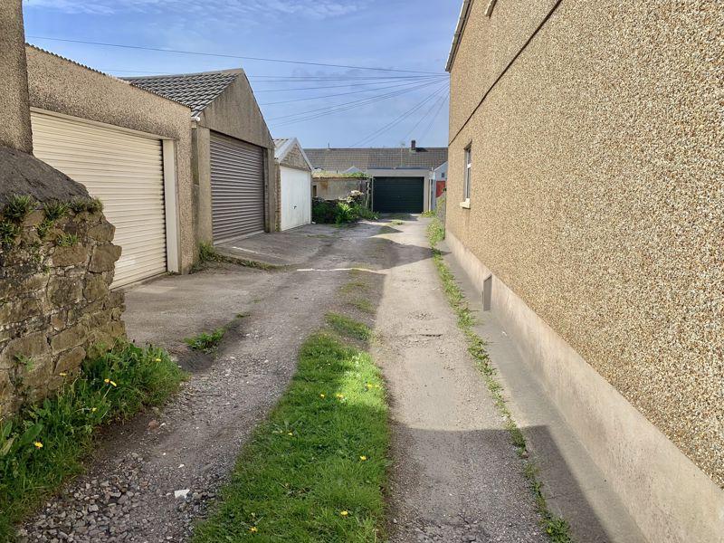 Rear Lane 1