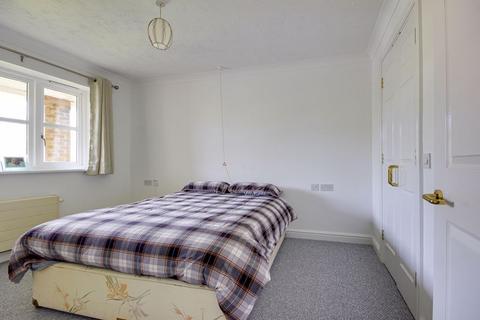 2 bedroom retirement property for sale - 1 Newsholme Drive, London