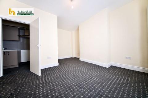 2 bedroom terraced house to rent, Springdale Street, Huddersfield