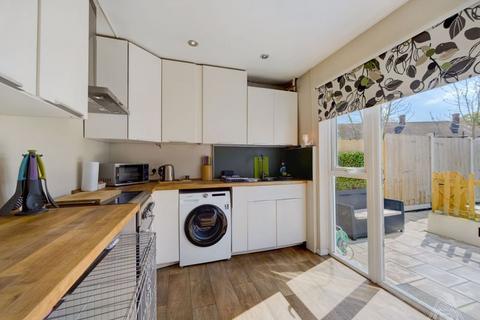 7 Fullarton Crescent, South Ockendon, RM15 5HN