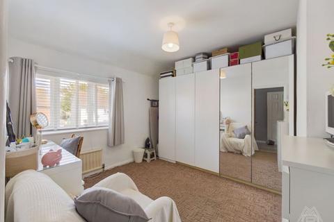 7 Fullarton Crescent, South Ockendon, RM15 5HN