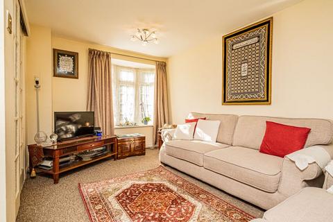 3 bedroom end of terrace house for sale, Verwood Road, Harrow