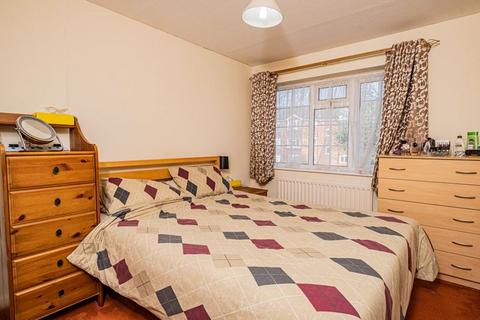 37 Verwood Road, Harrow, HA2 6LD