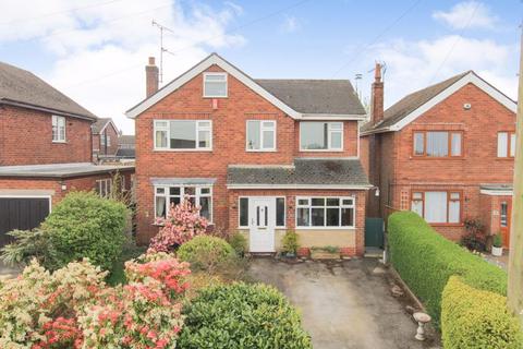 4 bedroom detached house for sale, Mount Close, Werrington, ST9