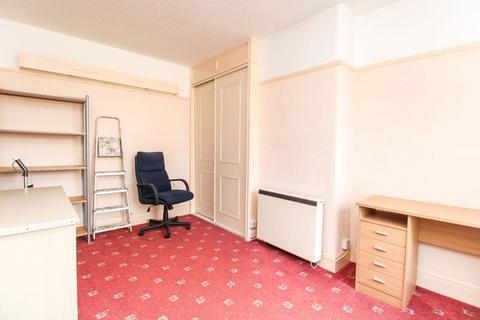 81 Bagnall Road, Stoke-on-trent, ST2 7AY