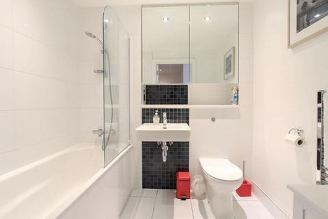 216, Kd Tower Cotterells, Hemel Hempstead, HP1 1AU