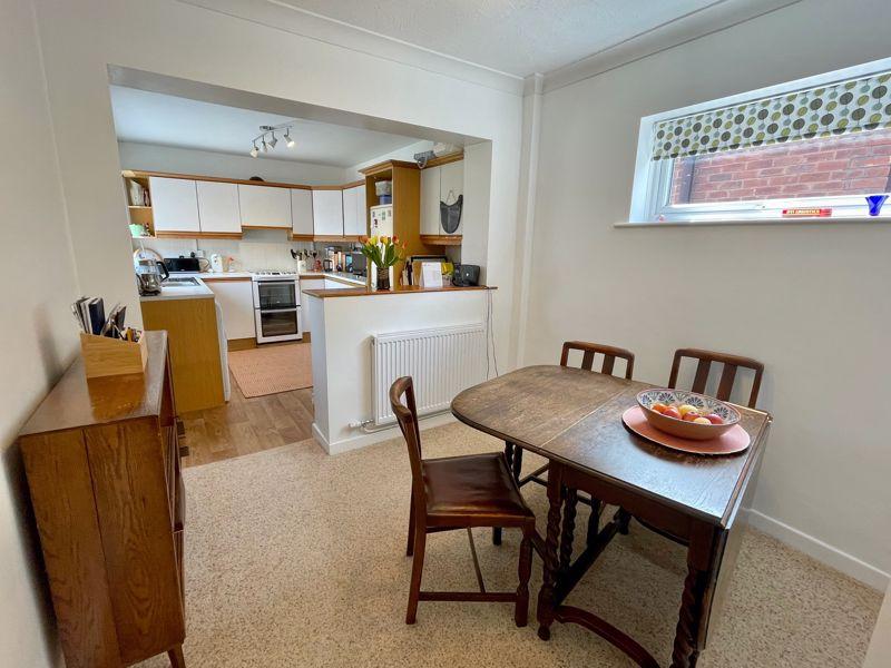 Elwyn Drive, Marchwiel 3 bed bungalow for sale £207,000