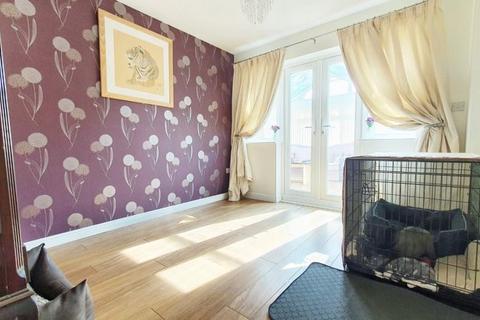 93 Bodenham Field, Abbeymead, Gloucester, GL4 5TP