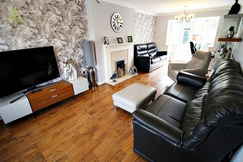 5 bedroom detached house for sale, Cherwell Road, Westhoughton, BL5 3TX
