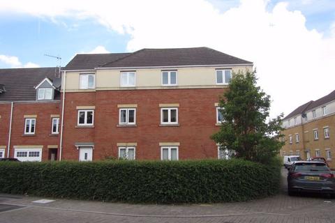 2 bedroom ground floor flat to rent, The Hedgerows, Bristol