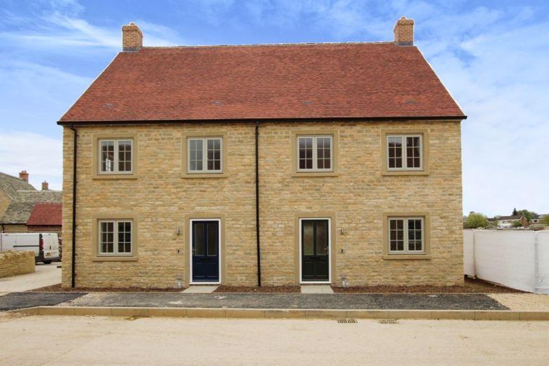 Cowells Road, Woodstock 3 bed semidetached house £650,000