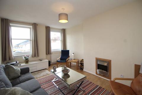 3 bedroom flat for sale - Roberts Street, Kirkcaldy