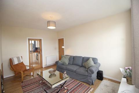 3 bedroom flat for sale - Roberts Street, Kirkcaldy