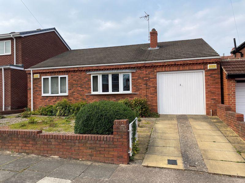 Glenleigh Drive, Sunderland SR4 2 bed detached bungalow £160,000