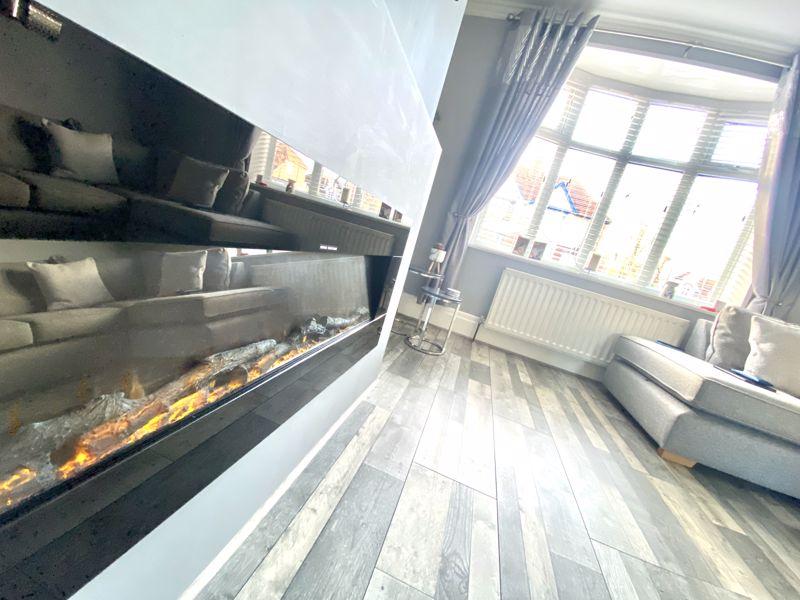 Stratford Avenue, Sunderland SR2 3 bed semidetached house £185,000